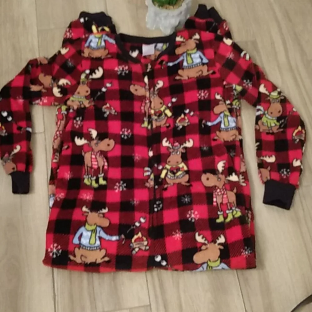Secret Treasures Moose Pajamas - Picture 1 of 5